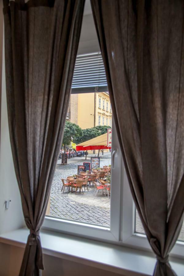 Downtown pedestrian zone apartment Bratysława Zewnętrze zdjęcie